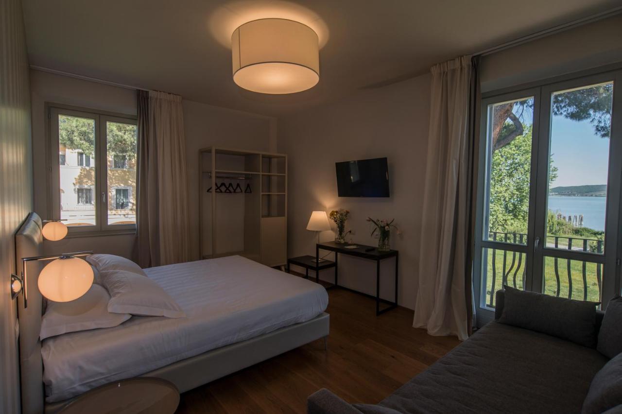 Isola Polvese Resort Кастильоне дел Лаго Екстериор снимка